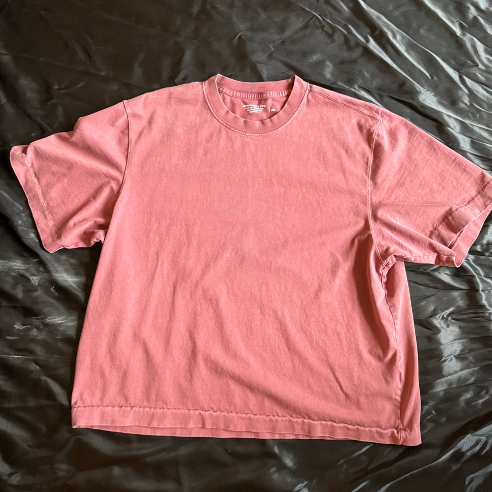 Abercrombie & Fitch Coral Short Sleeve Tee